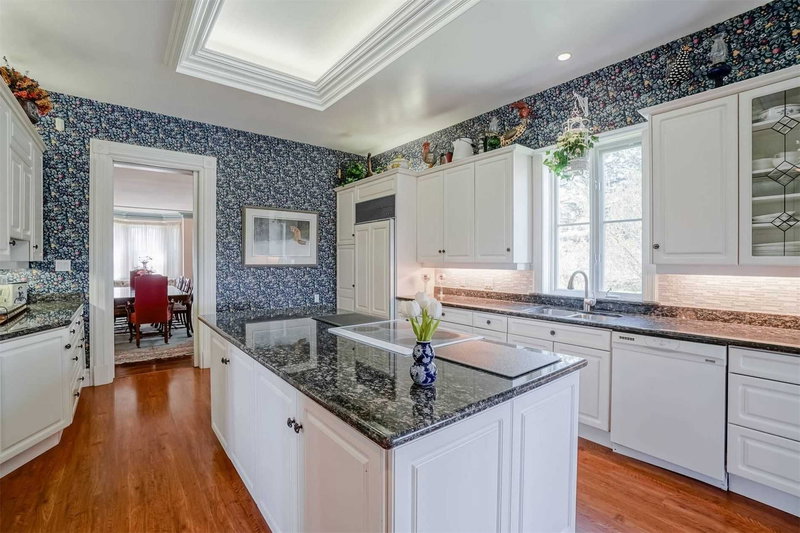 16067 Heart Lake Rd, Caledon, L7C2L3 | Image 2