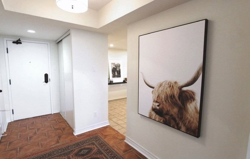 711 - 330 Mill St S, Brampton, L6Y 3V3 | Image 2