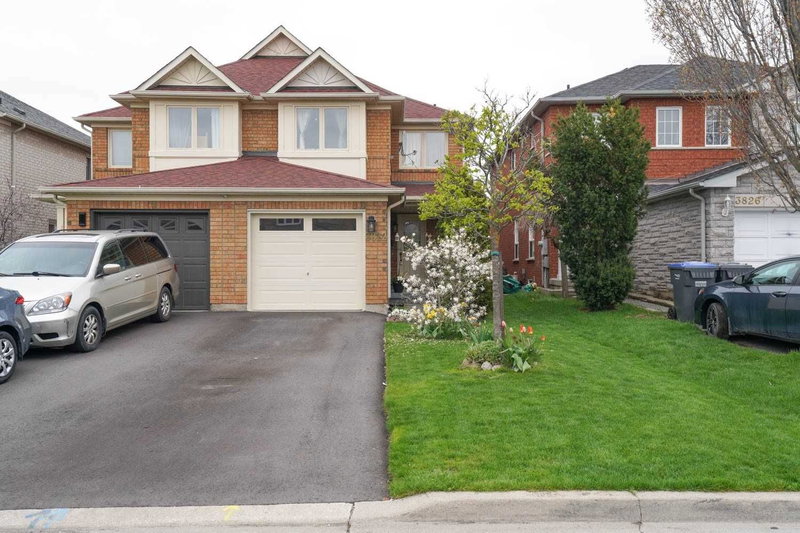 3822 Spicewood Way, Mississauga, L5N7W7 | Image 2