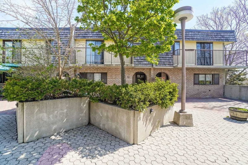 46 - 1250 Mississauga Valley Blvd, Mississauga, L5A3R6 | Image 2