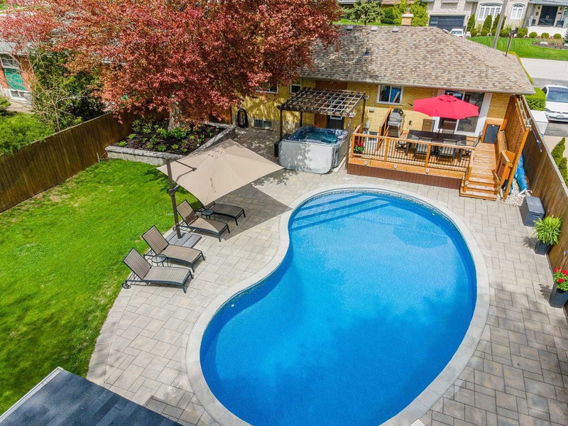 2176 Florian Rd, Mississauga, L5A2M4 | Image 3