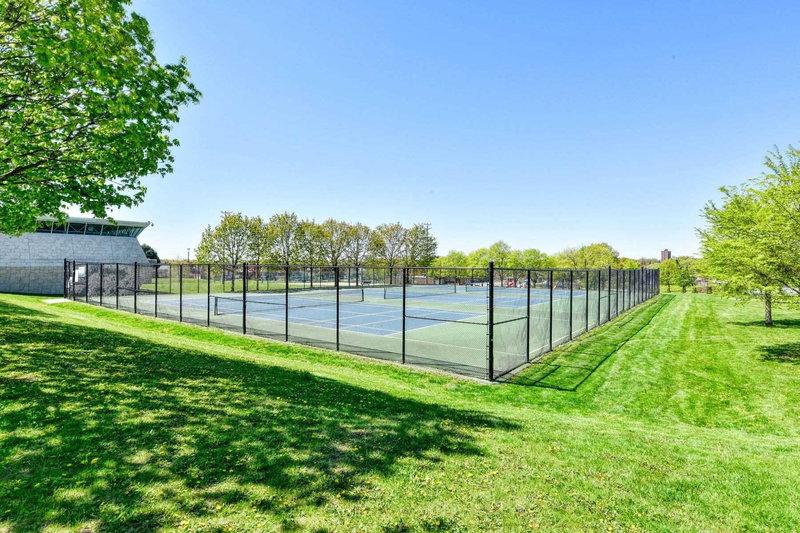 916 - 80 Grandravine Dr, Toronto, M3J1B2 | Image 2