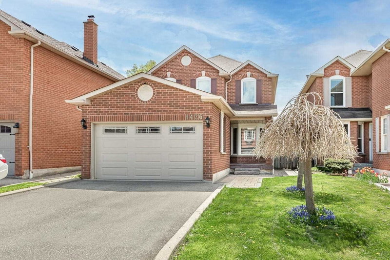 4426 Weeping Willow Dr, Mississauga, L5V1J9 | Image 2