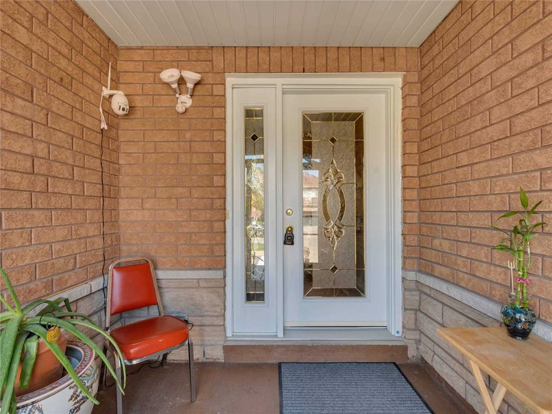 7314 Cork Tree Row, Mississauga, L5N8N9 | Image 3