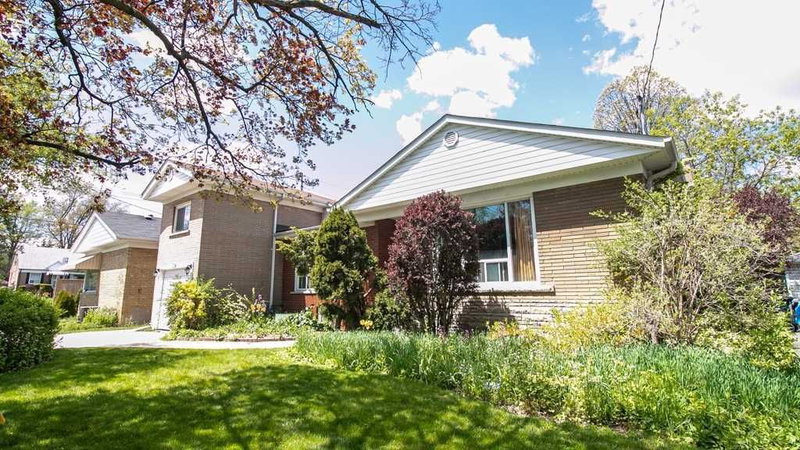 104 Great Oak Dr, Toronto, M9A1N5 | Image 2