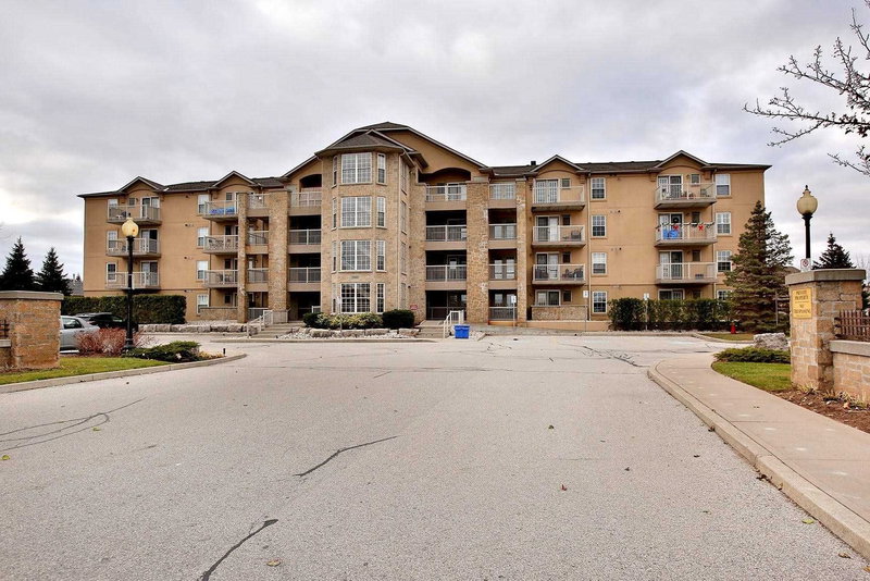 210 - 1800 Walker's Line, Burlington, L7L4V2 | Image 2