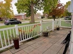 9 Ridgetop Ave, Brampton, L6X1Z6 | Image 2