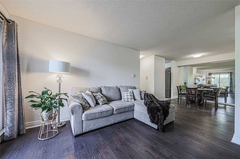 614 - 1450 Glen Abbey Gate, Oakville, L6M2V7 | Image 3