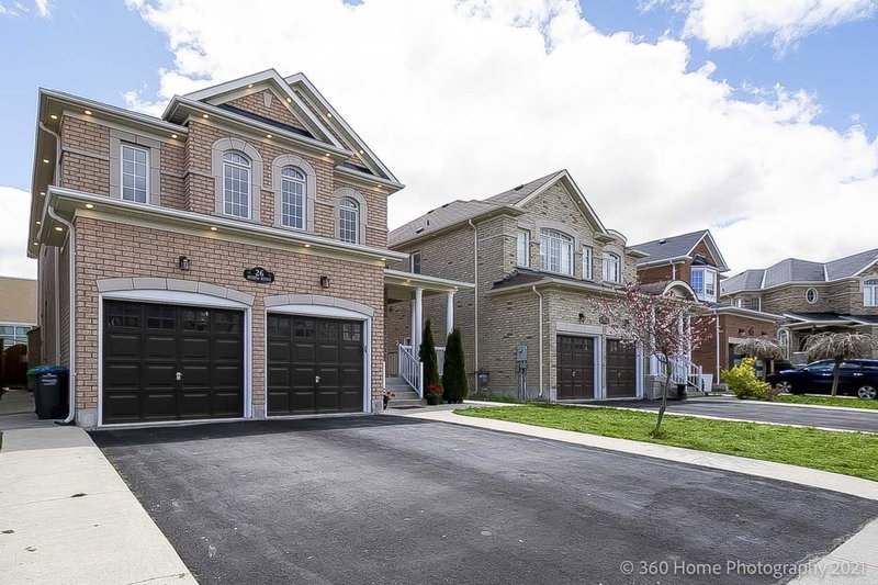 26 Messina Ave, Brampton, L6Y0M8 | Image 2