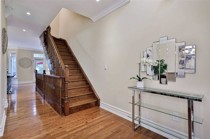 31 - 5 Tyre Ave, Toronto, M9A1C5 | Image 3