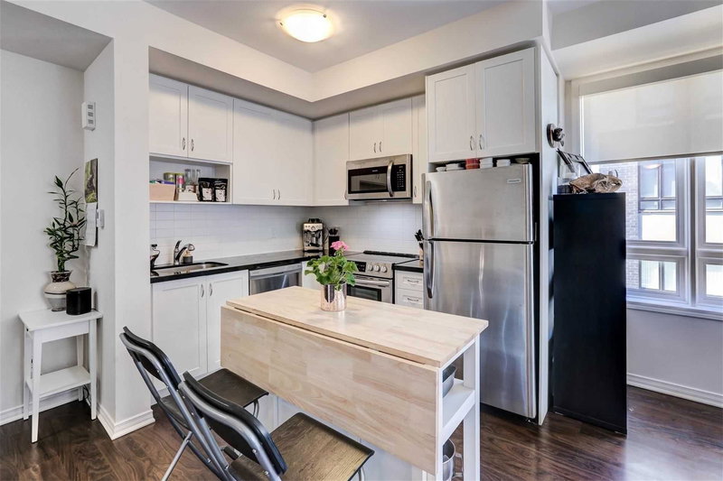 312 - 1110 Briar Hill Ave, Toronto, M6B1M7 | Image 3