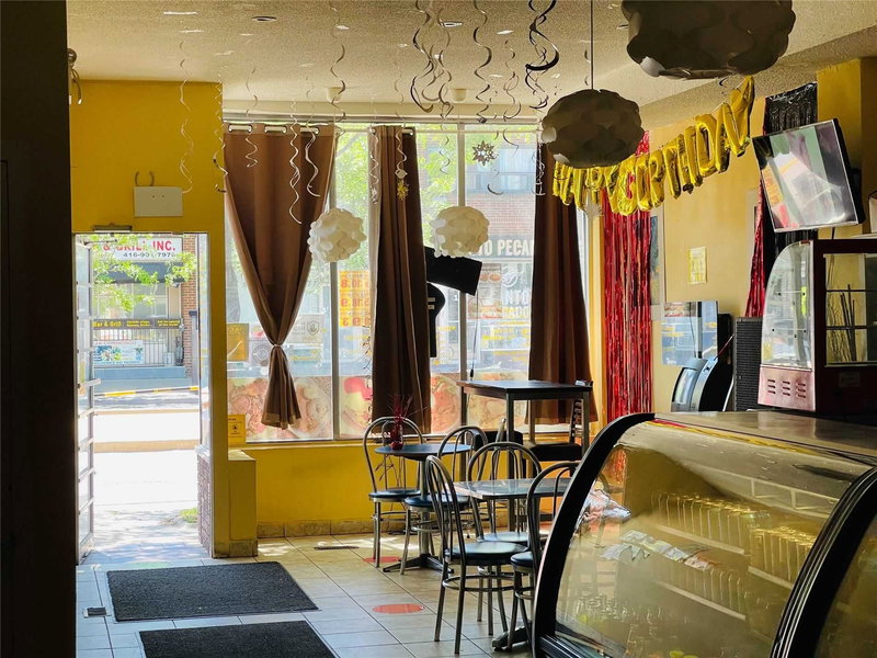 1680 St Clair Ave W, Toronto, M6N1H8 | Image 3