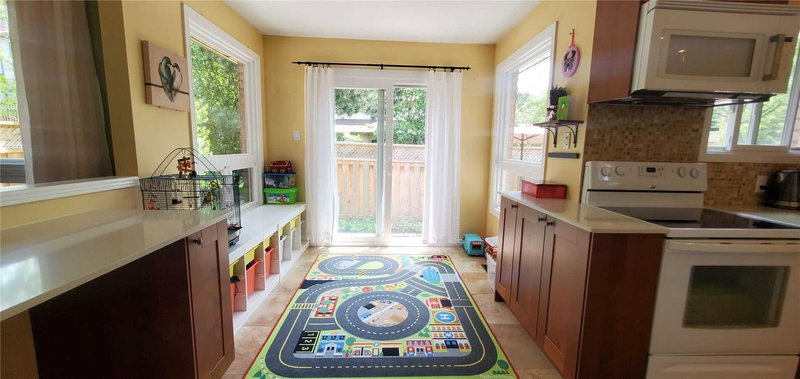 61 - 2272 Mowat Ave, Oakville, L6H5L8 | Image 3