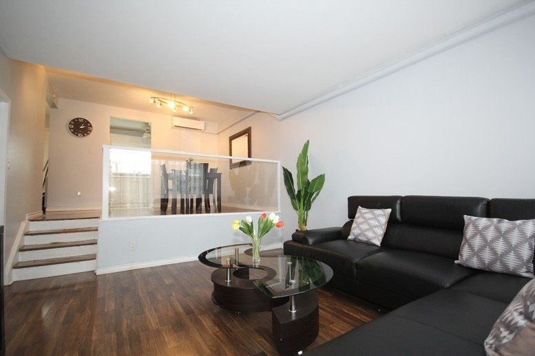 143 - 34 Venetian Cres, Toronto, M3N 2L8 | Image 2