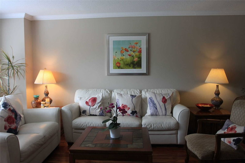 1201 Creekside Dr, Oakville, L6H4Y8 | Image 3