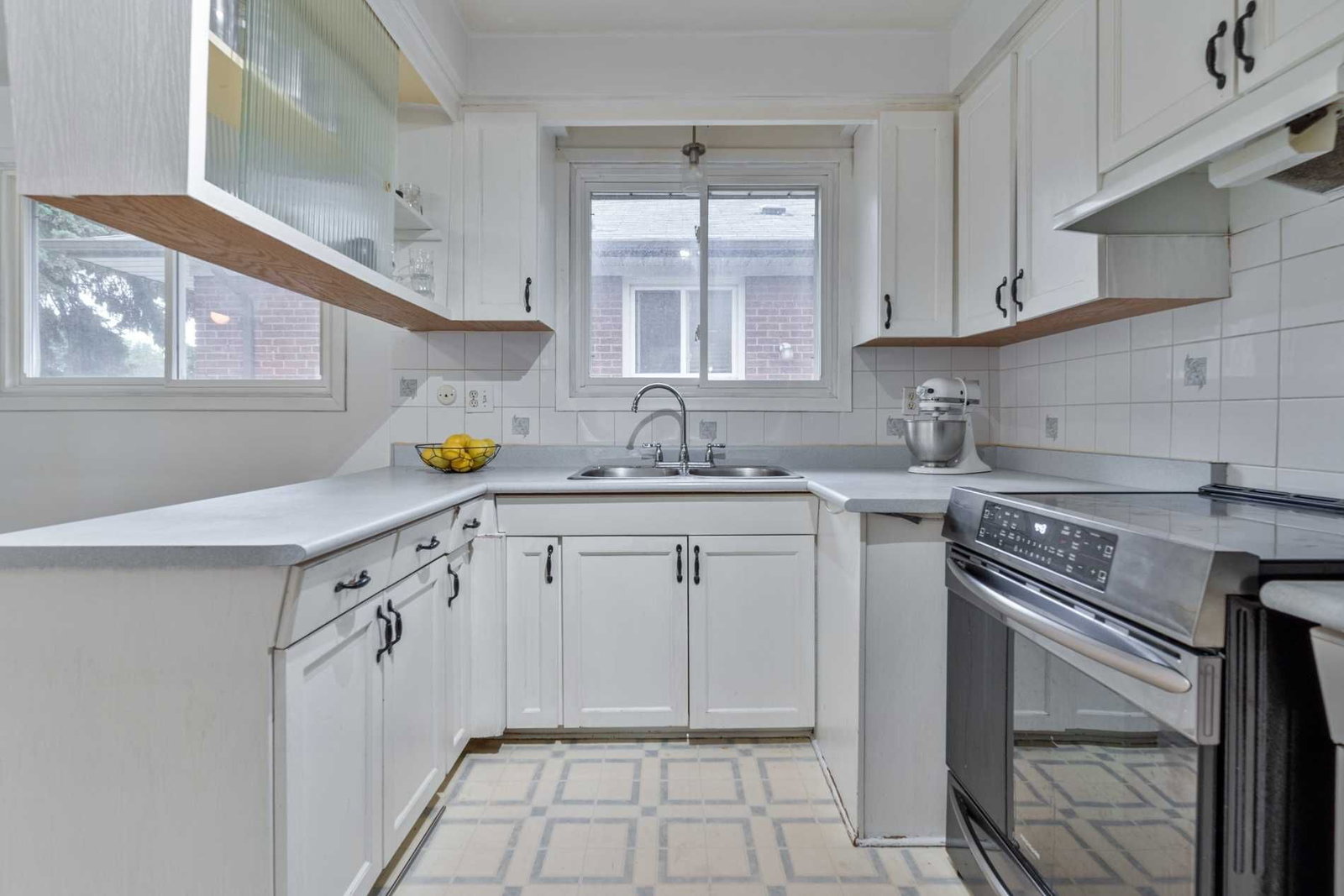 Listing Image 19