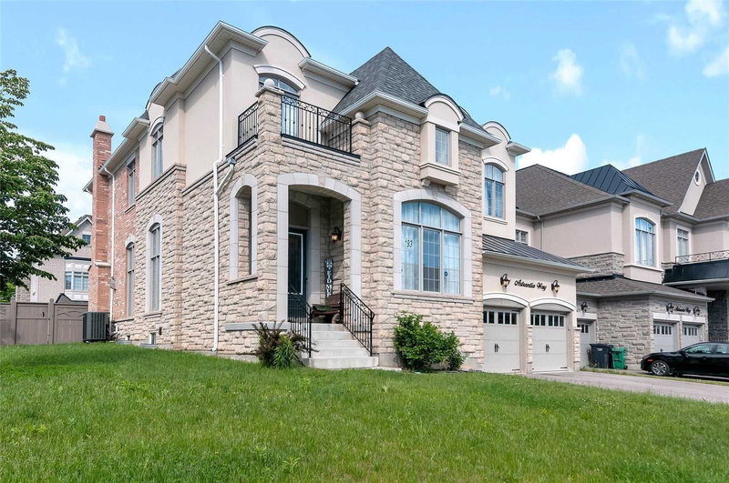1 Astrantia Way, Brampton, L6X1P3 | Image 2