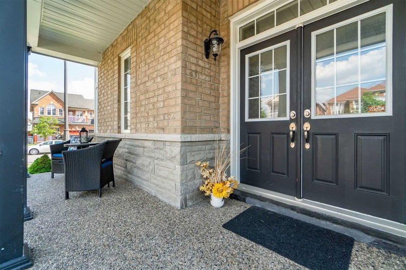 56 Iceland Poppy Tr, Brampton, L7A0M9 | Image 2