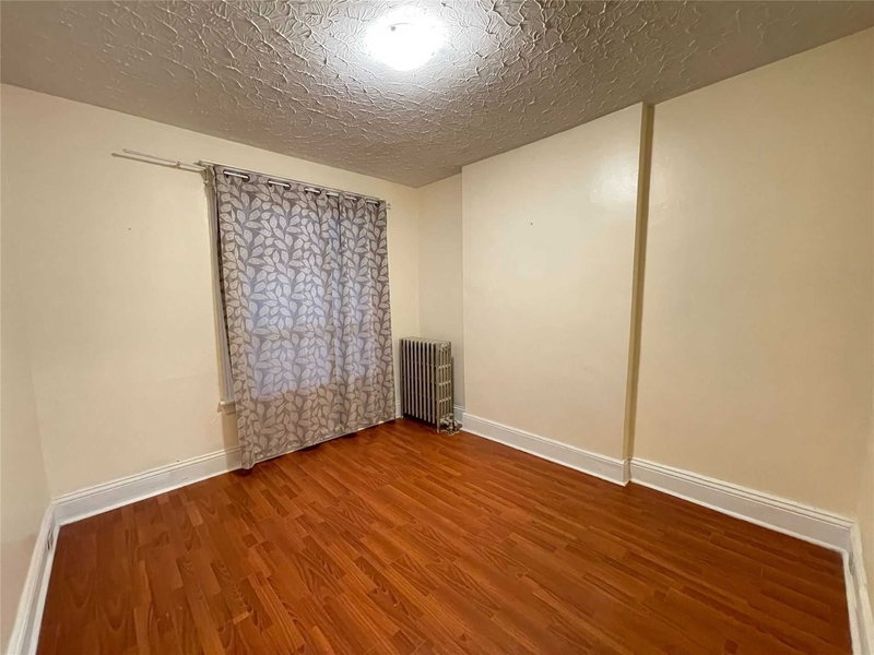 Main - 576 Gladstone Ave, Toronto, M6H3J2 | Image 3