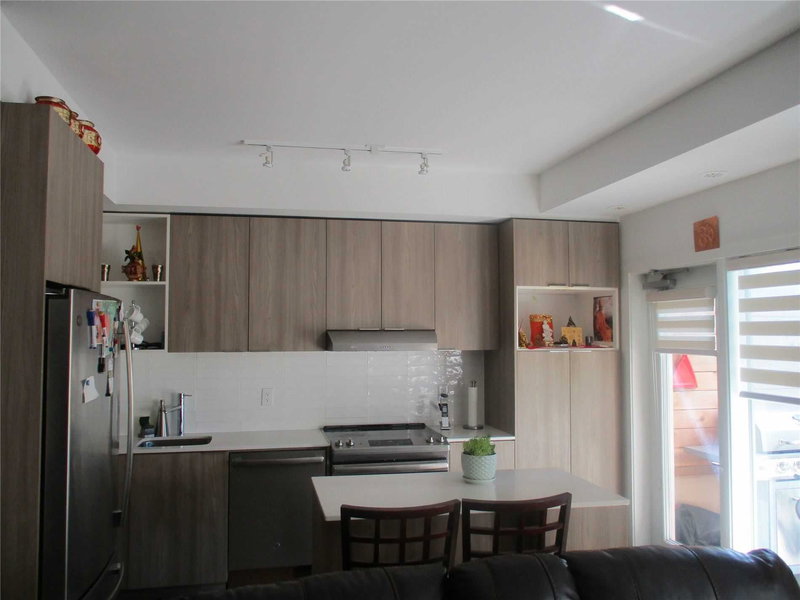 119 - 2530 Eglinton Ave W, Mississauga, L5M0Z5 | Image 2