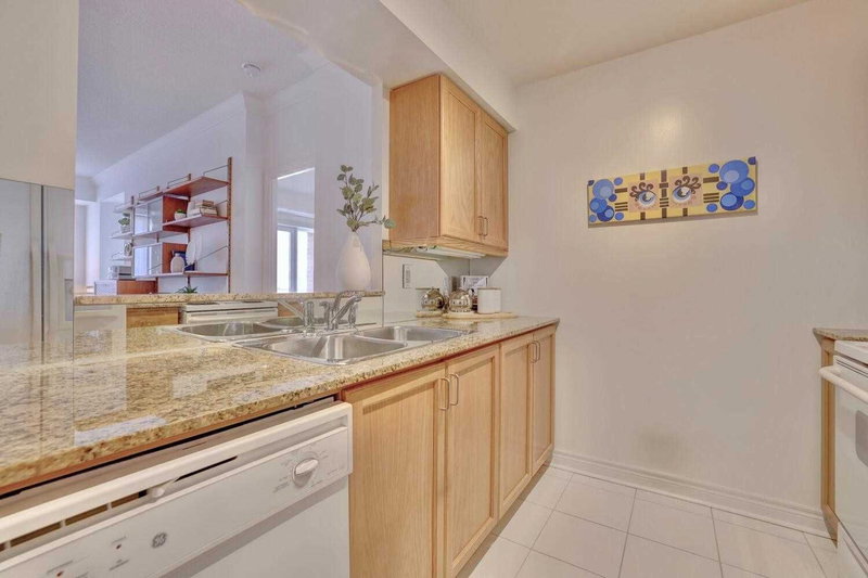 507 - 40 Old Mill Rd, Oakville, L6J7W2 | Image 2