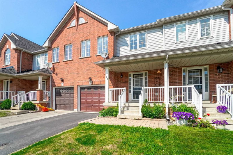 113 Panton Tr, Milton, L6T6K2 | Image 2