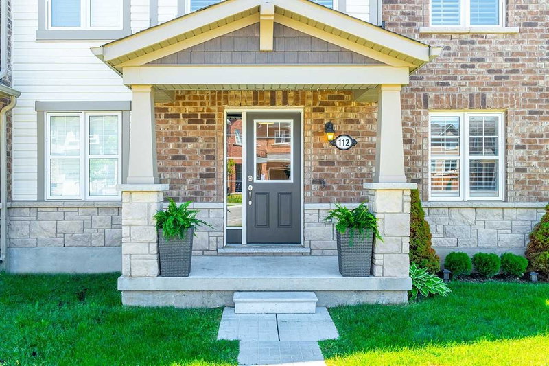 112 Whitlock Ave, Milton, L9E 1G3 | Image 2