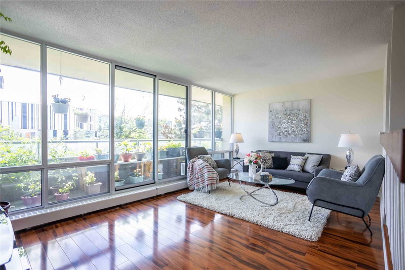 211 - 1 Four Winds Dr, Toronto, M3J 2T1 | Image 2