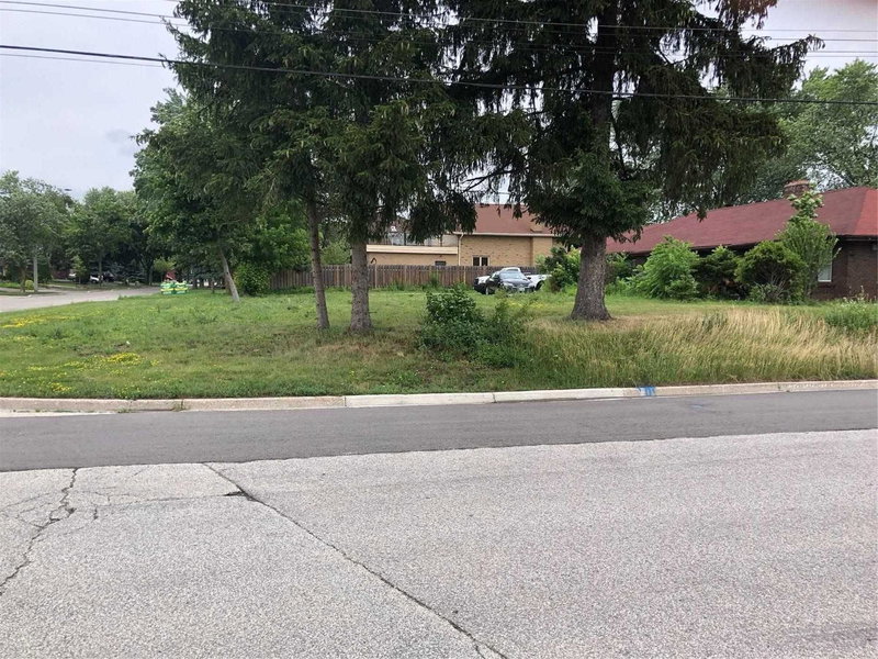 Part 1 - 1710 Carrington Rd, Mississauga, L5M2K2 | Image 3