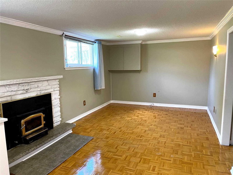 Lower - 1023 Mcbride Ave, Mississauga, L5C1M3 | Image 3