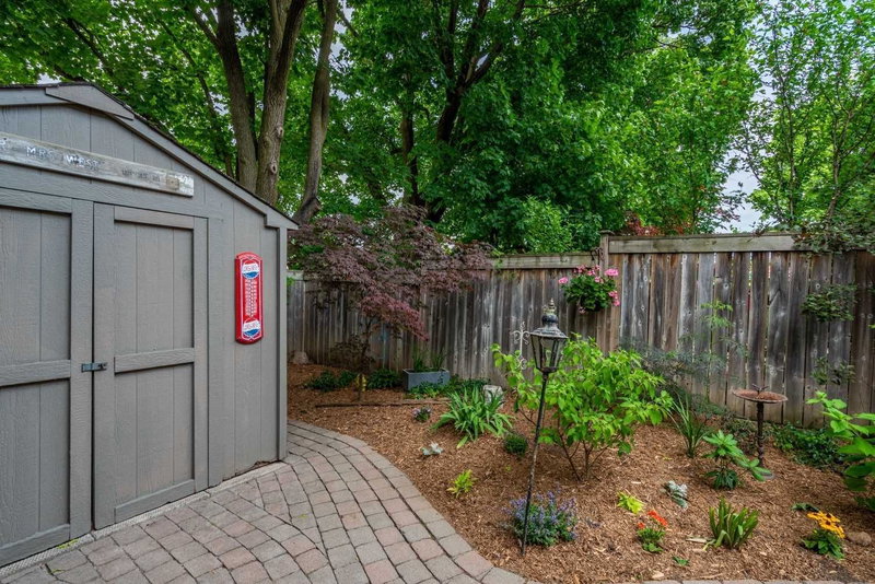 2121 Prospect St, Burlington, L7R1Z2 | Image 2