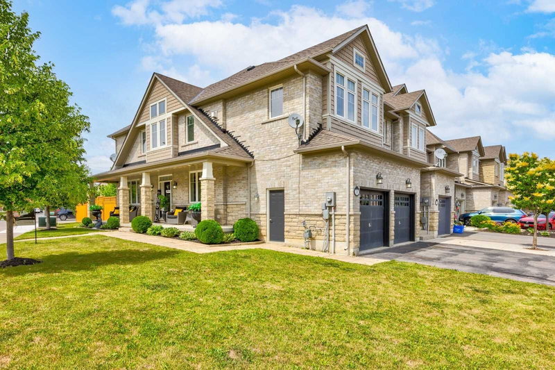 2 Nectarlane Ave, Caledon, L7C3M8 | Image 2