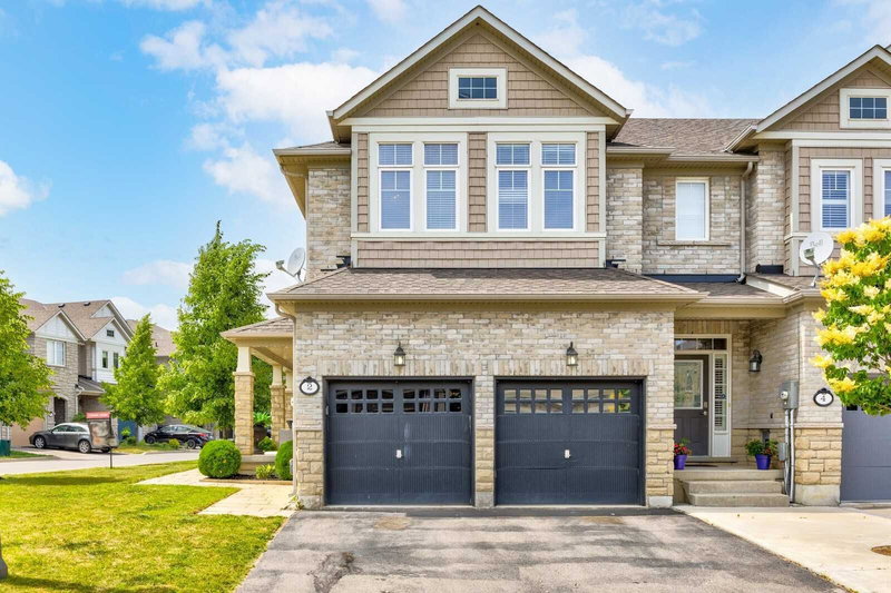 2 Nectarlane Ave, Caledon, L7C3M8 | Image 3