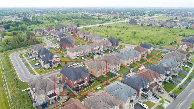 102 Belladonna Circ, Brampton, L6P4B6 | Image 3