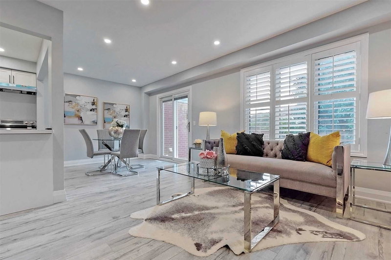 2442 Stefi Tr, Oakville, L6H 5Y4 | Image 3