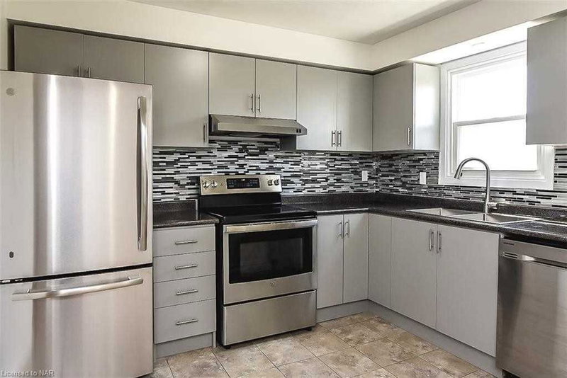 34 - 6449 Glen Erin Dr, Mississauga, L5N2T2 | Image 2