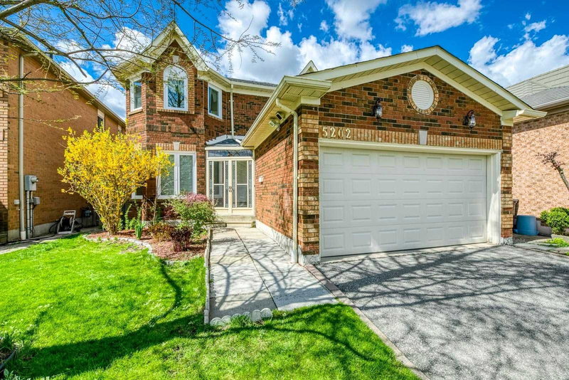 5202 Buttermill Crt, Mississauga, L5V1S4 | Image 2