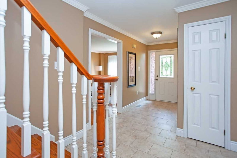 2152 Heidi Ave, Burlington, L7M3X2 | Image 3