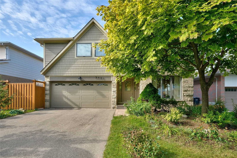 3301 Nadine Cres, Mississauga, L5A3L4 | Image 2