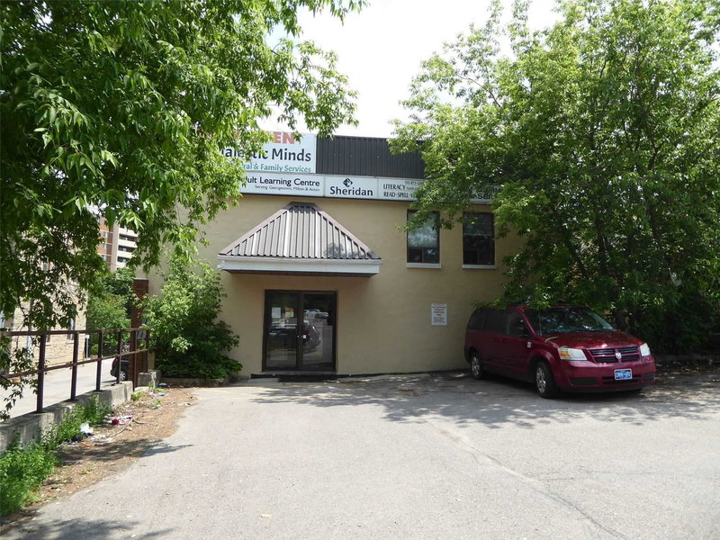 204 - 72 Mill St, Halton Hills, L7G2C9 | Image 3