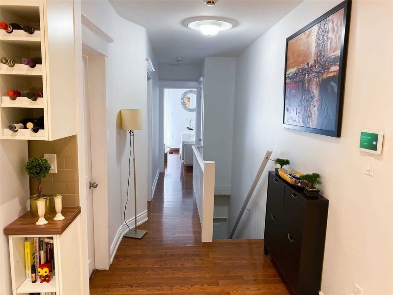 154 Day Ave, Toronto, M6E3W3 | Image 2