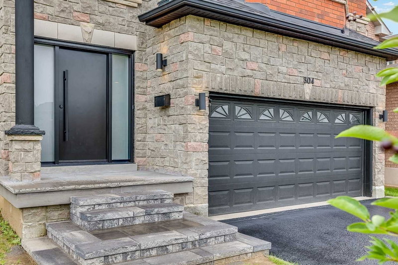 304 Barondale Dr, Mississauga, L4Z3T7 | Image 3