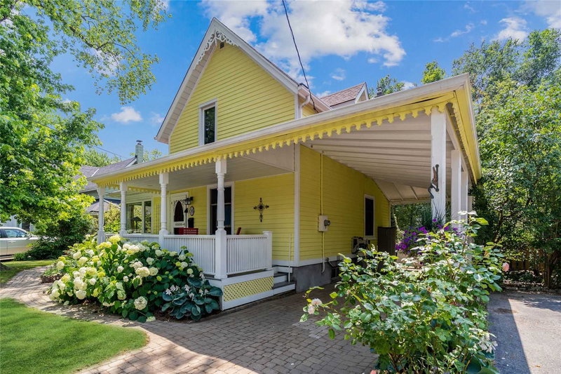 38 John St S, Mississauga, L5H 2E6 | Image 2