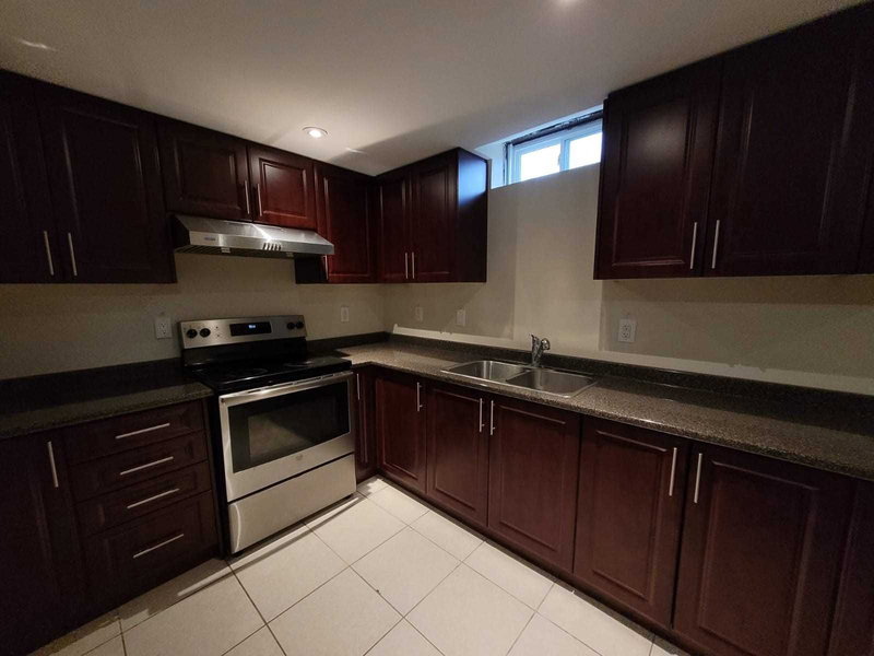 Basemen - 5103 Silverwater Mill Cres, Mississauga, L5V 2B2 | Image 3