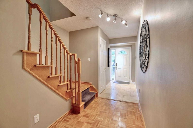 31 - 750 Burnhamthorpe Rd E, Mississauga, L4Y2X3 | Image 2