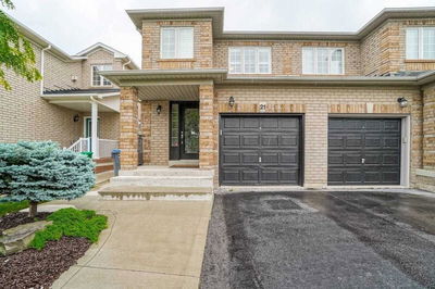 21 Roadmaster Lane, Brampton - Fletcher's Meadow image-0-1