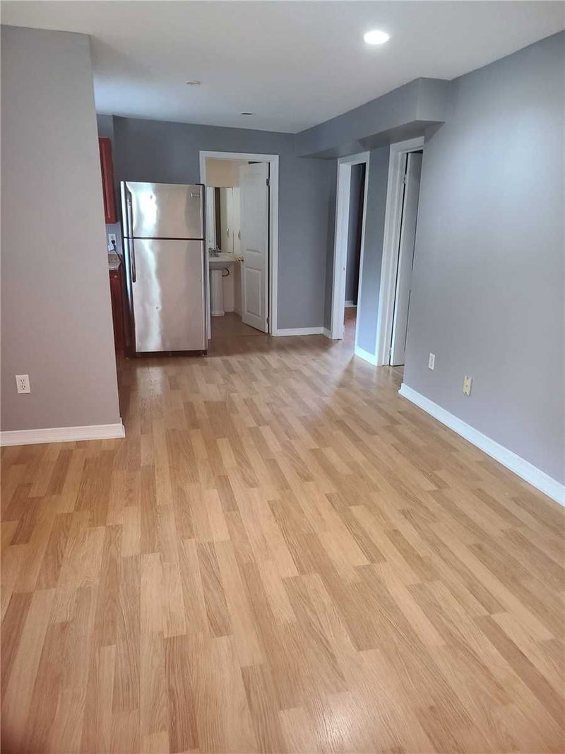 Upper - 23 George St N, Brampton, L6X 1R3 | Image 2