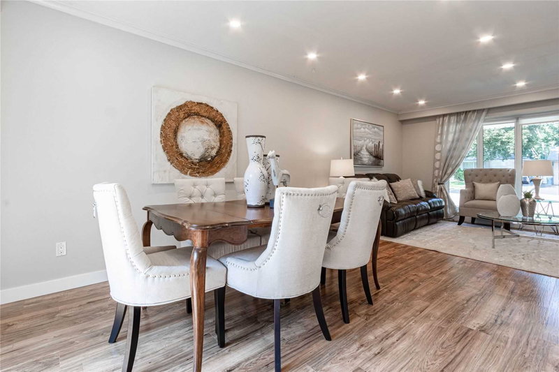 2144 Sandringham Dr, Burlington, L7P 1T9 | Image 2