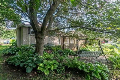 Detached House sold at 197 Burbank Street, Halton Hills, Ontario, L7J1T6 - Acton - MLS: W5324444