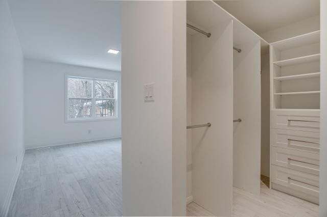 2 - 109 Stephen Dr, Toronto, M8Y3M8 | Image 3